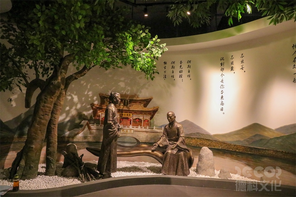 博物館裝修如何在展廳中創(chuàng)造出與展品歷史背景相符的環(huán)境和氛圍？