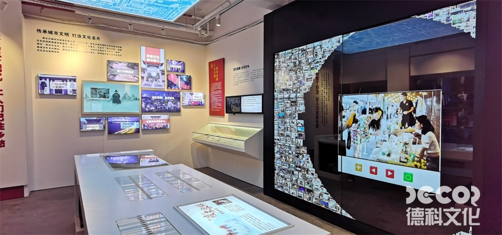 廣州展廳設(shè)計(jì)中，如何考慮展示品的氛圍和感官體驗(yàn)？
