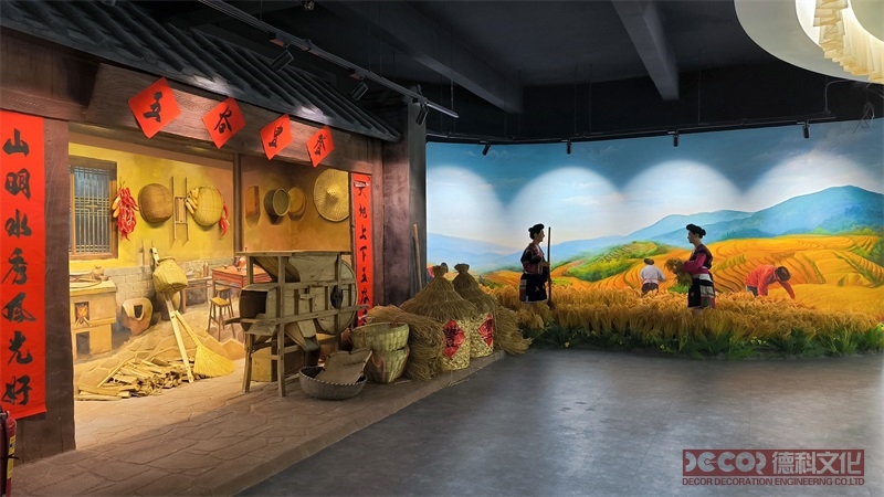 VR展館設計中如何展示科學與技術的創(chuàng)新成果？